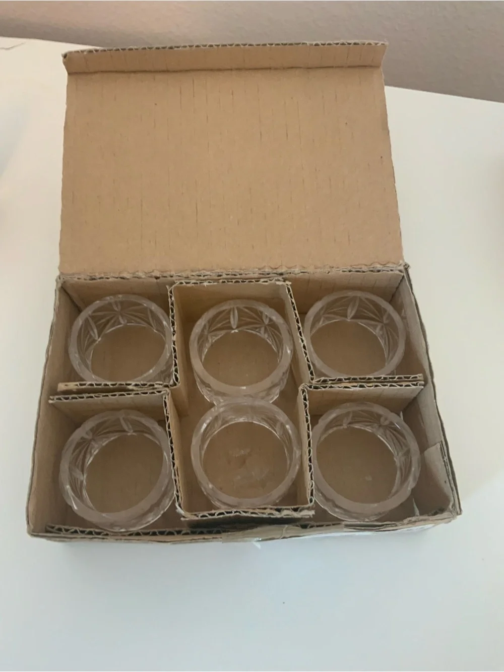 Set of 12 Clear Glass Napkin Rings